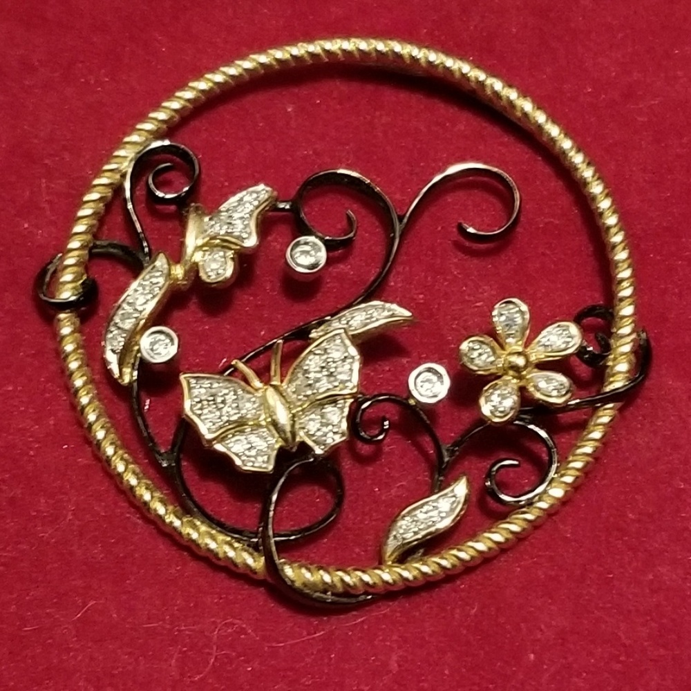 Effy Gold and diamond pendent